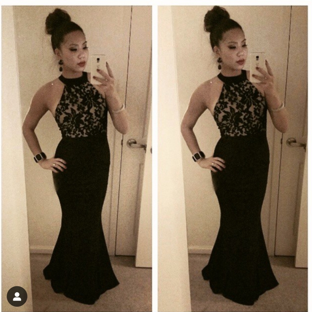 Chic Black Lace Maxi Dress